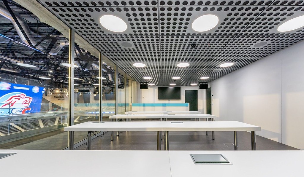 Innenraum der Swiss Life Arena mit flexiblen und sicheren Rigips Systemlösungen